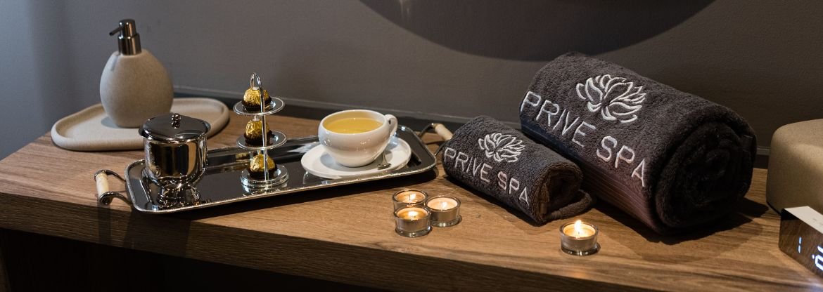 six hands massage Islamabad